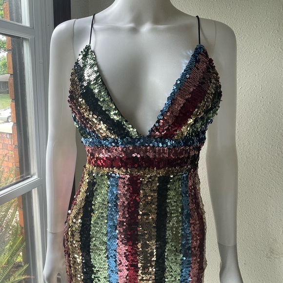 By the Way. Sequin bodycon dress - Picture 5 of 12